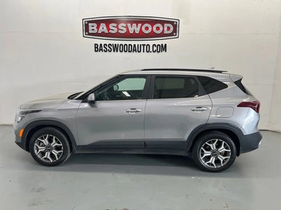 Photo of a 2021 Kia Seltos AWD EX 4DR SUV for sale