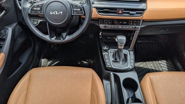 2024 Kia Seltos EX