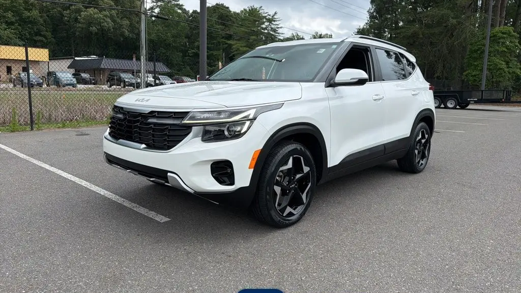 Preowned 2024 Kia Seltos EX for Sale
