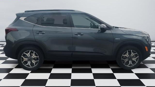 2022 Kia Seltos EX