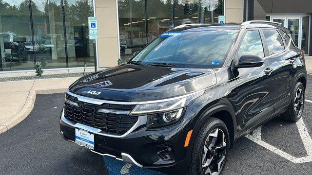 Preowned 2024 Kia Seltos EX for Sale