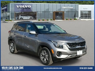 2022 Kia Seltos with Steel Gray Exterior