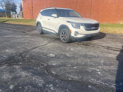 2022 Kia Seltos AWD SX 4DR SUV