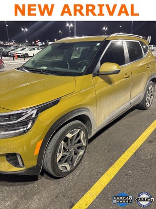 2024 Kia Seltos with Valais Green Exterior