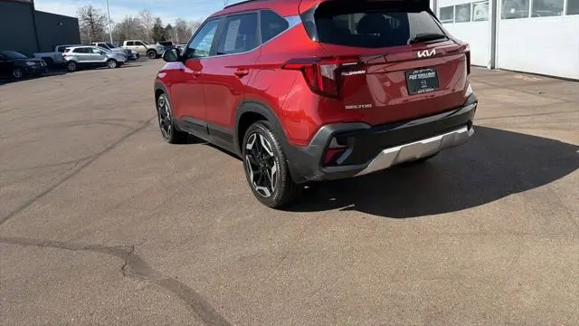 2025 Kia Seltos SX