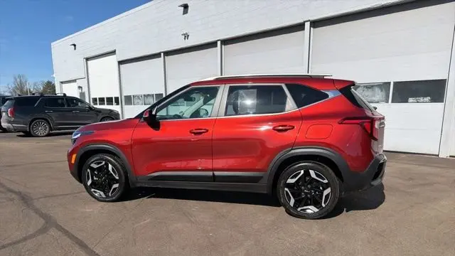 2025 Kia Seltos SX