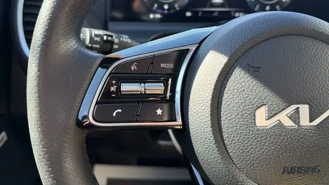 2025 Kia Seltos SX