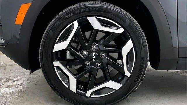 2024 Kia Seltos SX