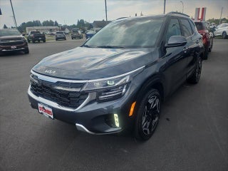 2026 Kia Seltos with Gravity Gray Exterior