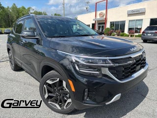 2025 Kia Seltos with Fusion Black Exterior