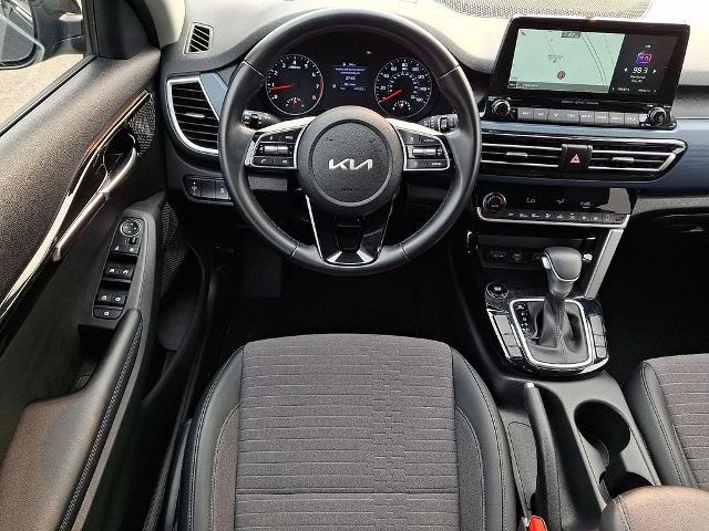 2022 Kia Seltos - $18,299