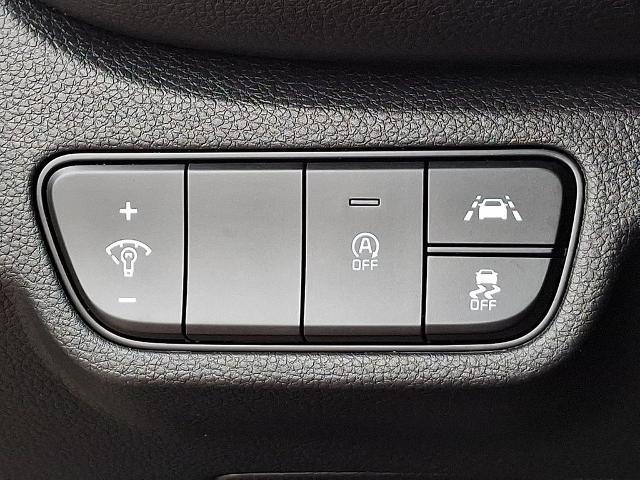2022 Kia Seltos - $18,299