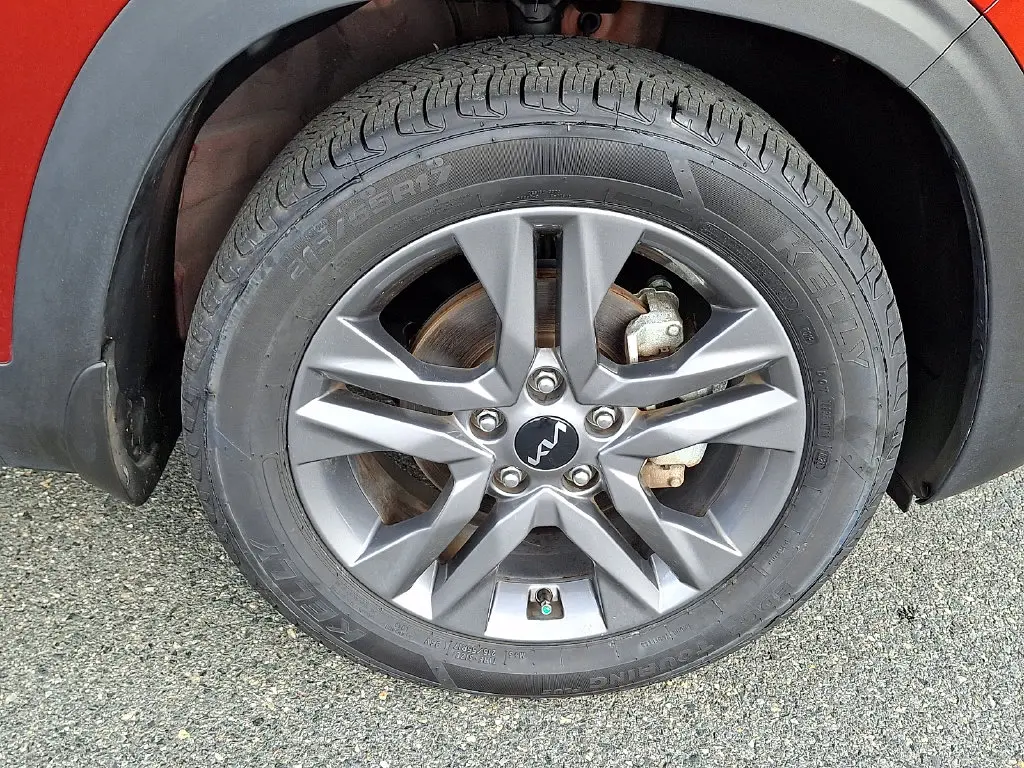 2023 Kia Seltos - $19,700
