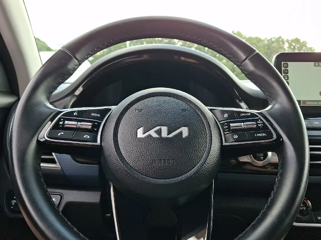 2023 Kia Seltos - $19,700