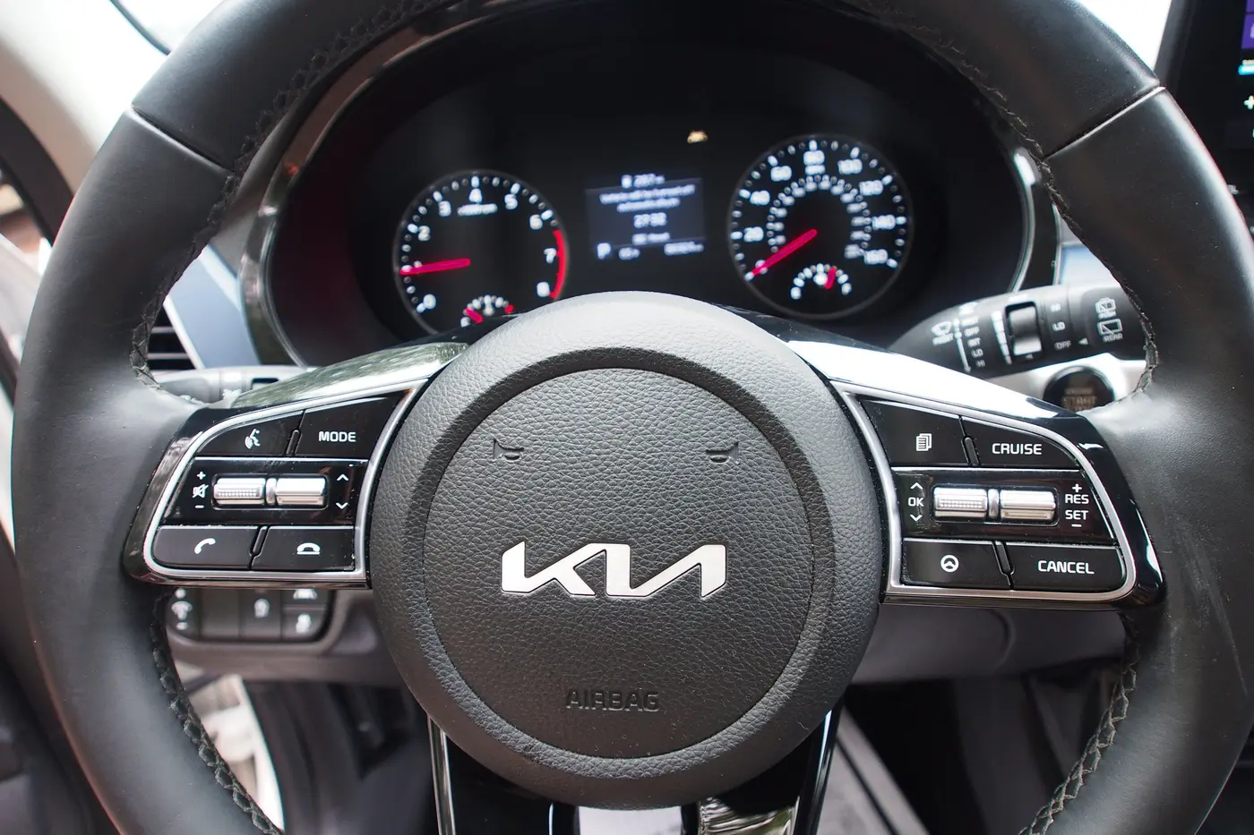 2023 Kia Seltos - $18,725