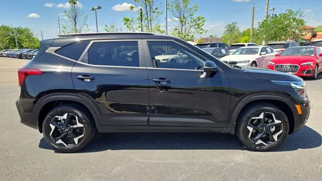 2025 Kia Seltos S
