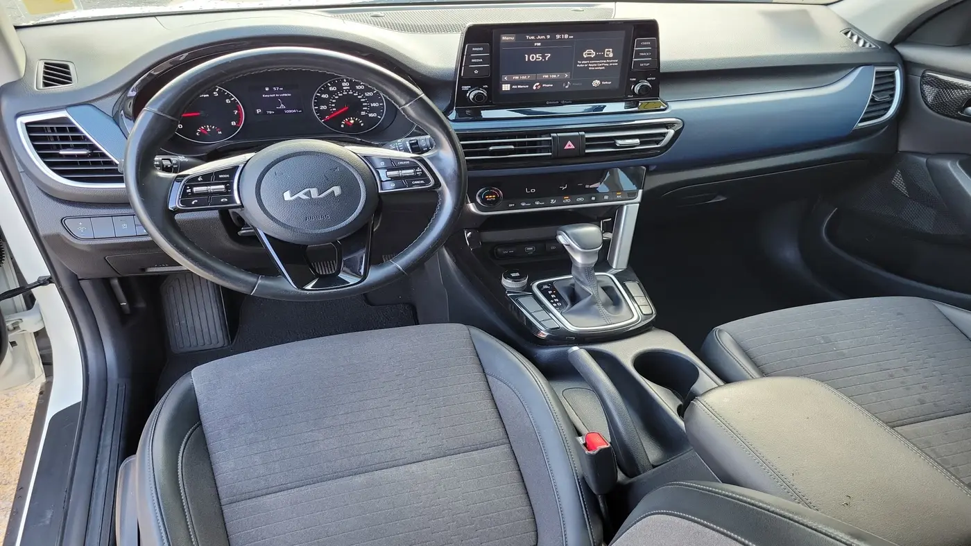 2023 Kia Seltos S