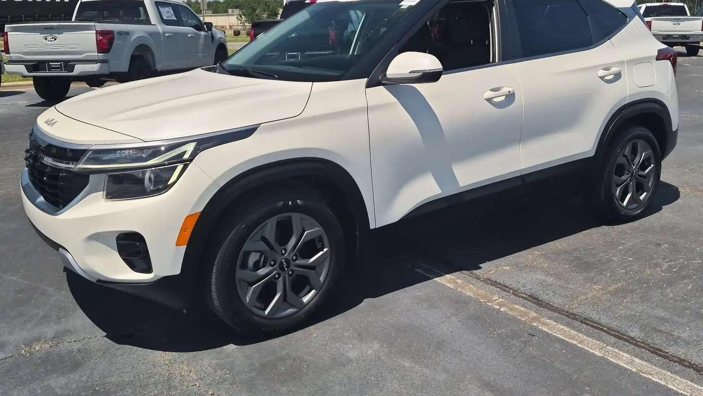 2024 Kia Seltos S