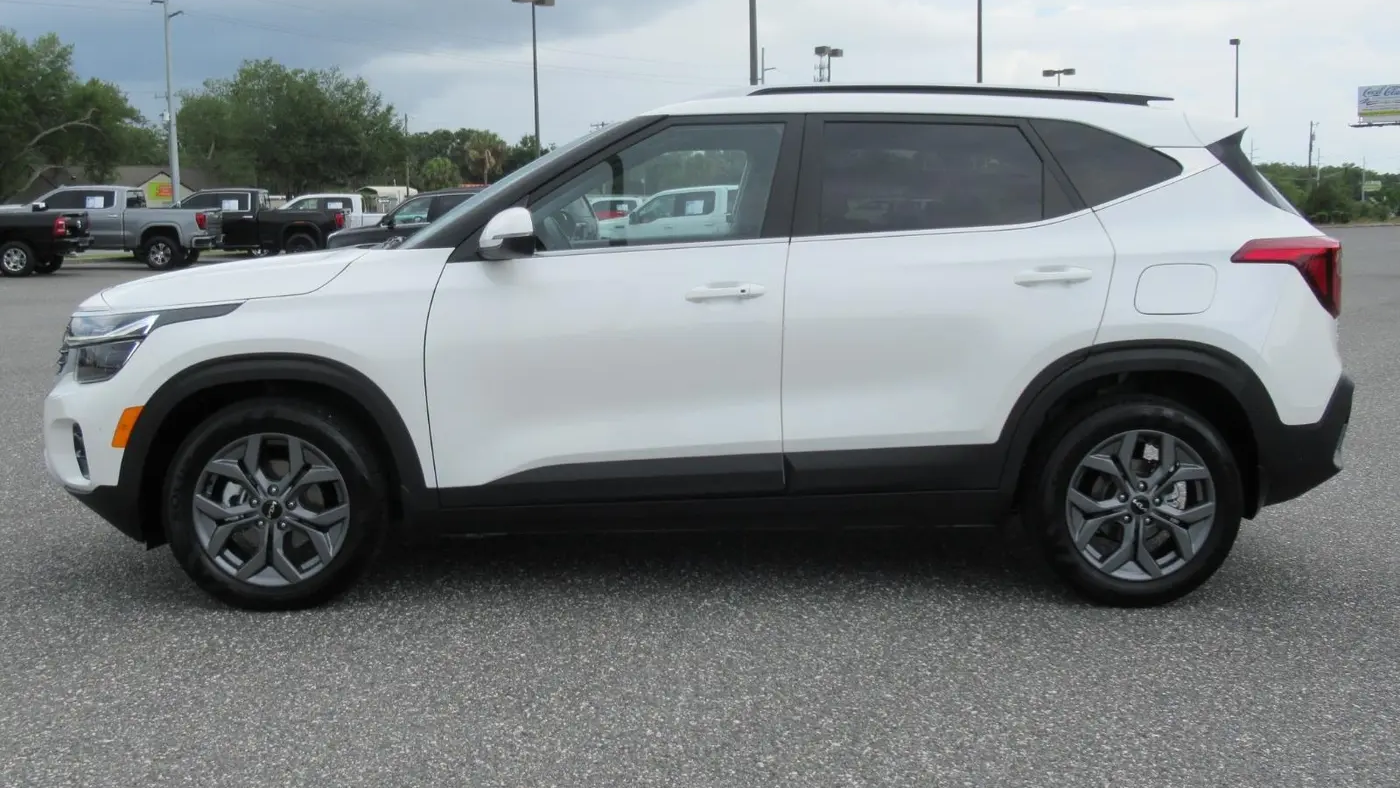 2024 Kia Seltos S