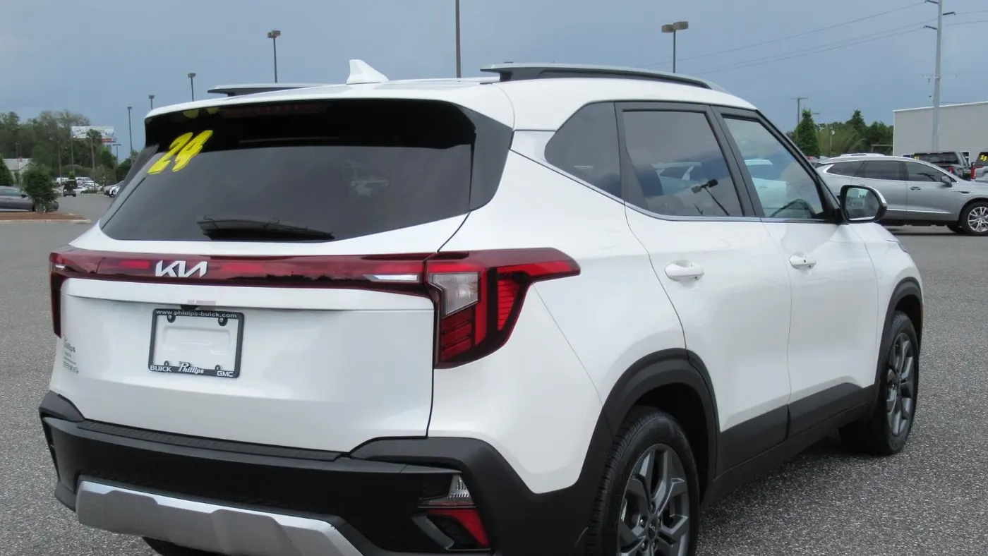 2024 Kia Seltos S