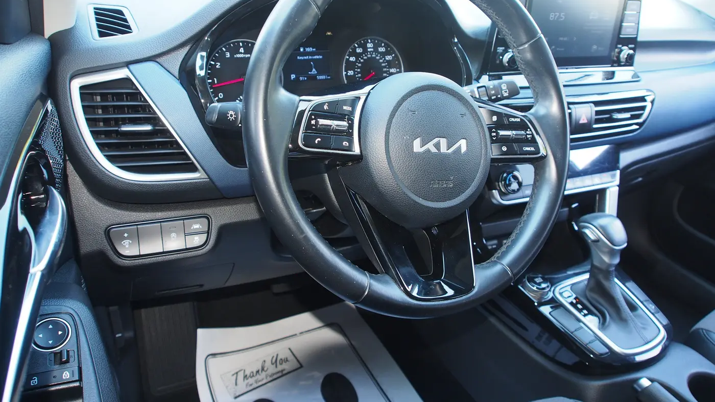 2023 Kia Seltos S