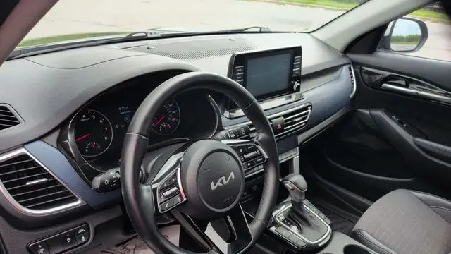 2023 Kia Seltos S