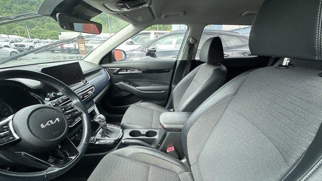 2023 Kia Seltos S
