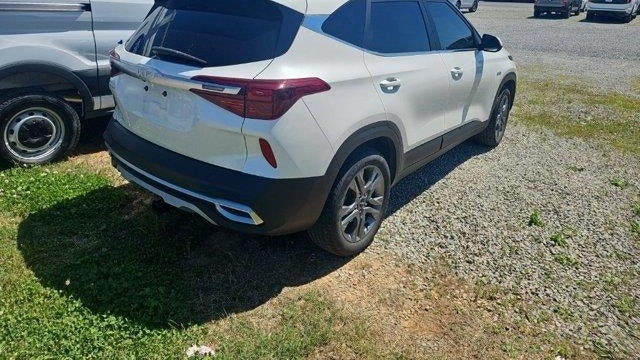 2023 Kia Seltos S