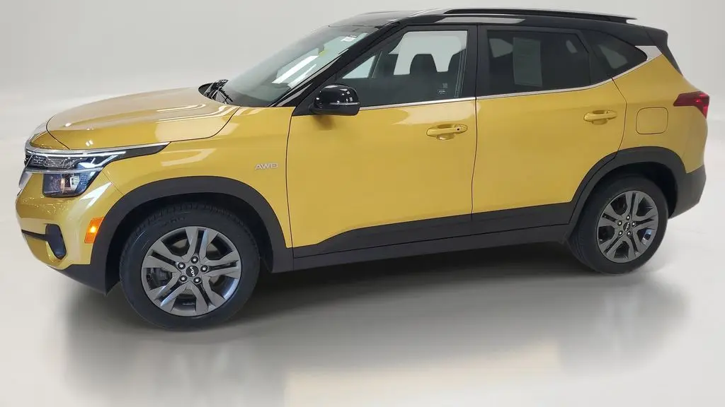 2023 Kia Seltos S
