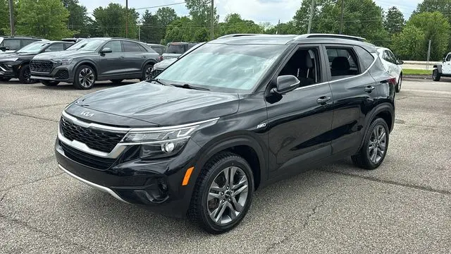 2023 Kia Seltos S