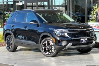 2025 Kia Seltos with Fusion Black Exterior