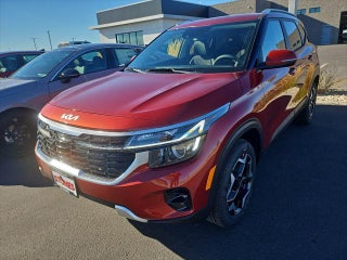 2026 Kia Seltos with Mars Orange Exterior