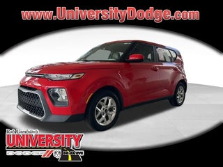 2022 Kia Soul with Inferno Red Exterior