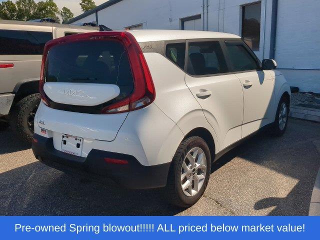 2022 Kia Soul - $15,898