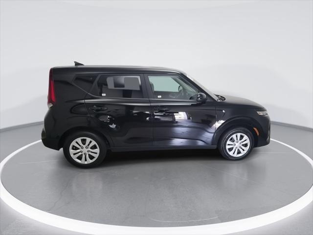 2022 Kia Soul - $15,800