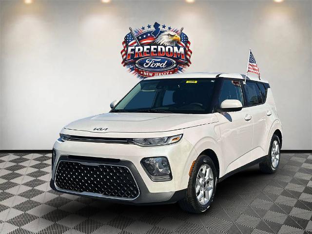 2022 Kia Soul - $13,998