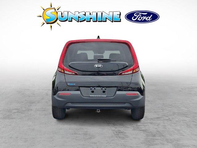 2021 Kia Soul - $11,000