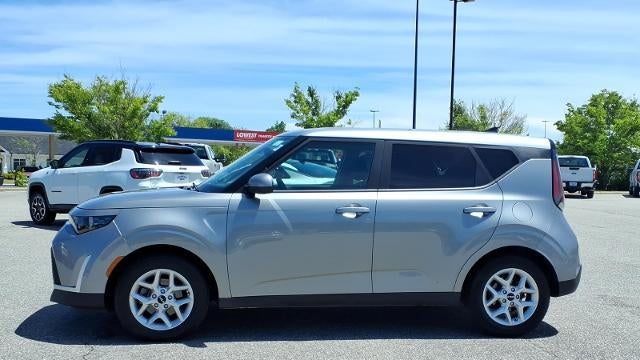 2025 Kia Soul S