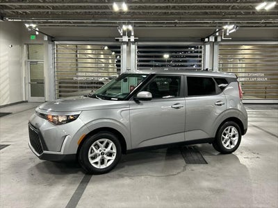 2025 Kia Soul LX 4DR Crossover