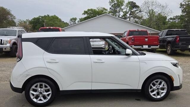 2023 Kia Soul S