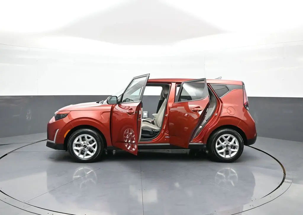 2023 Kia Soul - $16,000