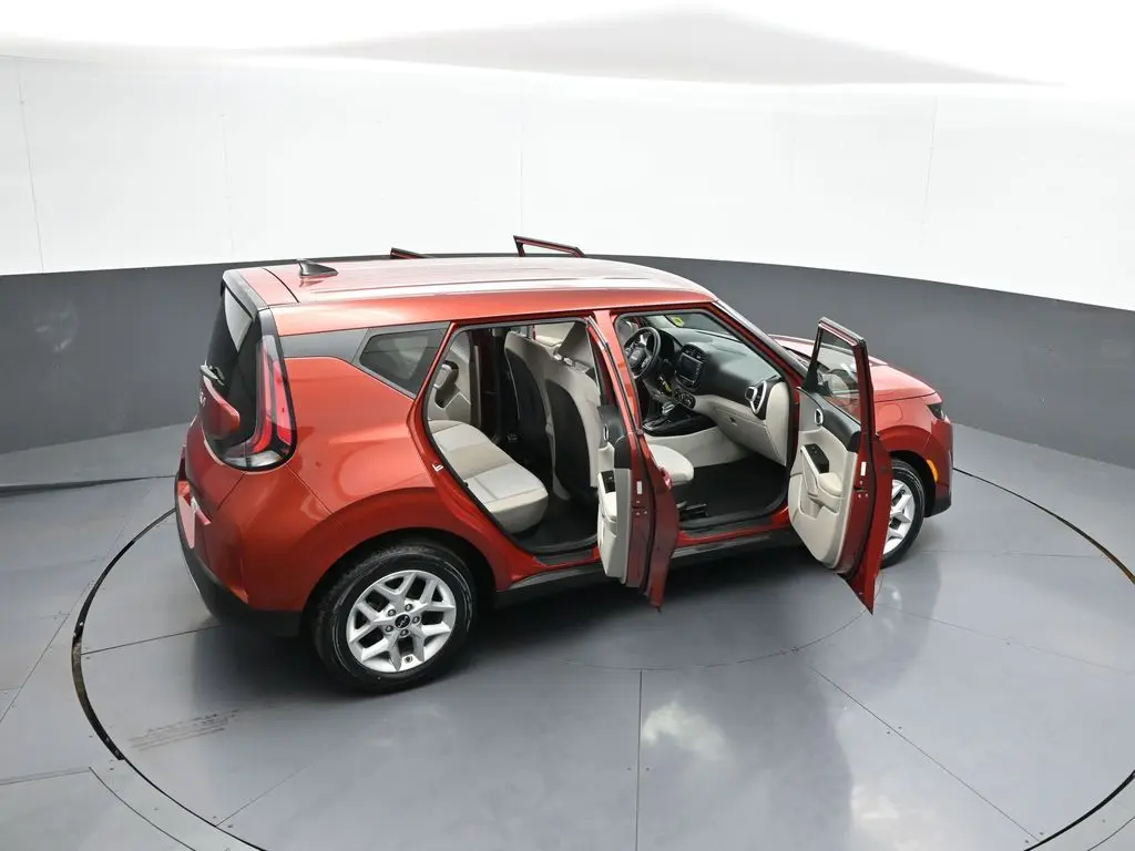 2023 Kia Soul - $16,000
