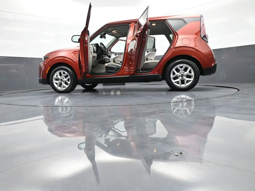 2023 Kia Soul - $16,000