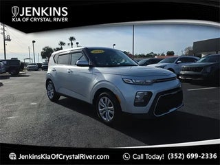 2021 Kia Soul with Sparkling Silver Exterior