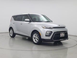 2020 Kia Soul with Sparkling Silver Exterior