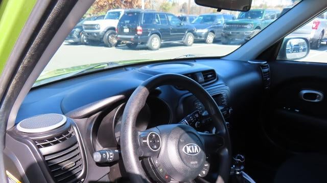 2016 Kia Soul Base