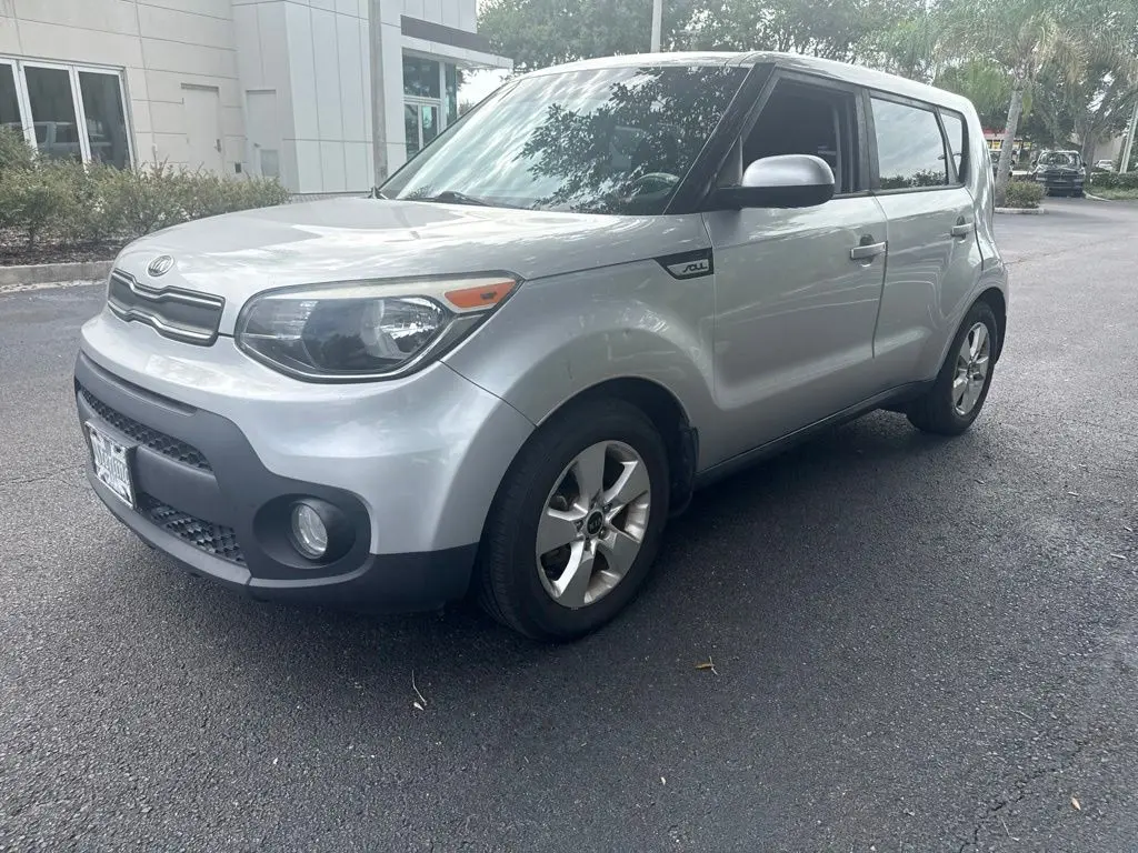 2019 Kia Soul Base — photo 1 of 12