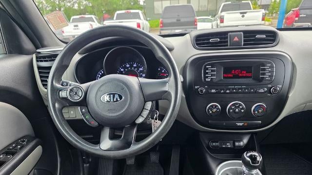 2015 Kia Soul Base