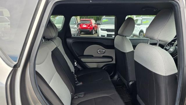2015 Kia Soul Base
