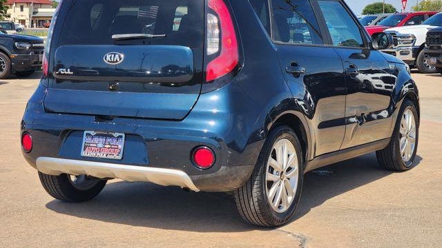 2017 Kia Soul +
